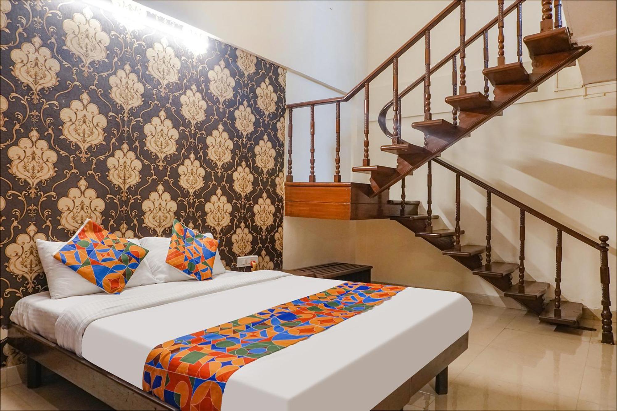 Fabhotel Prime Sukhsagar Resort ロナバラ エクステリア 写真