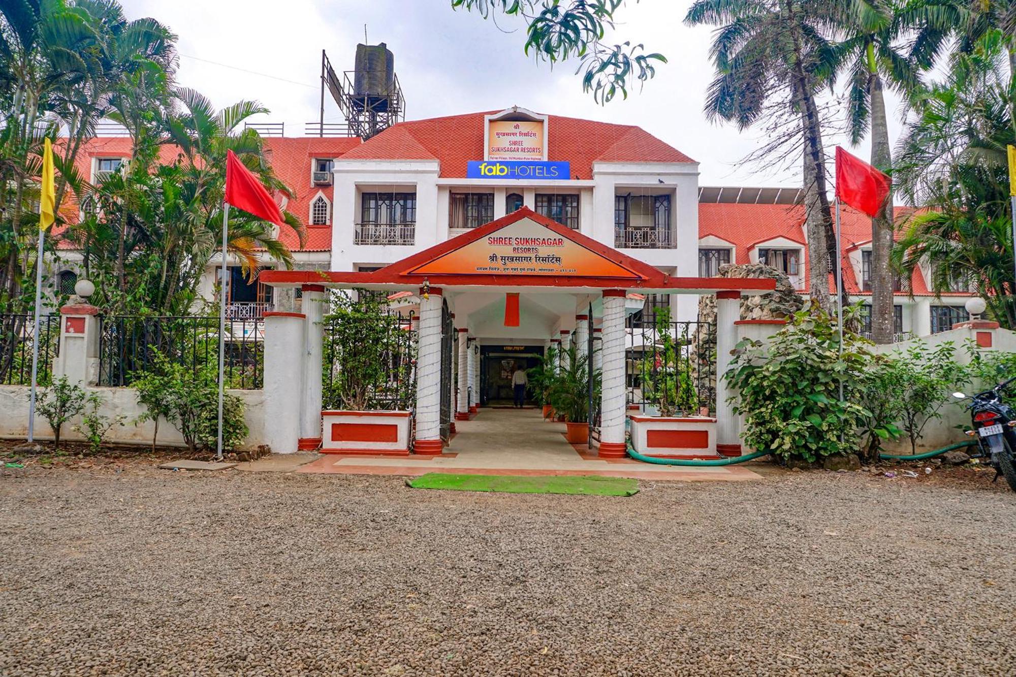 Fabhotel Prime Sukhsagar Resort ロナバラ エクステリア 写真
