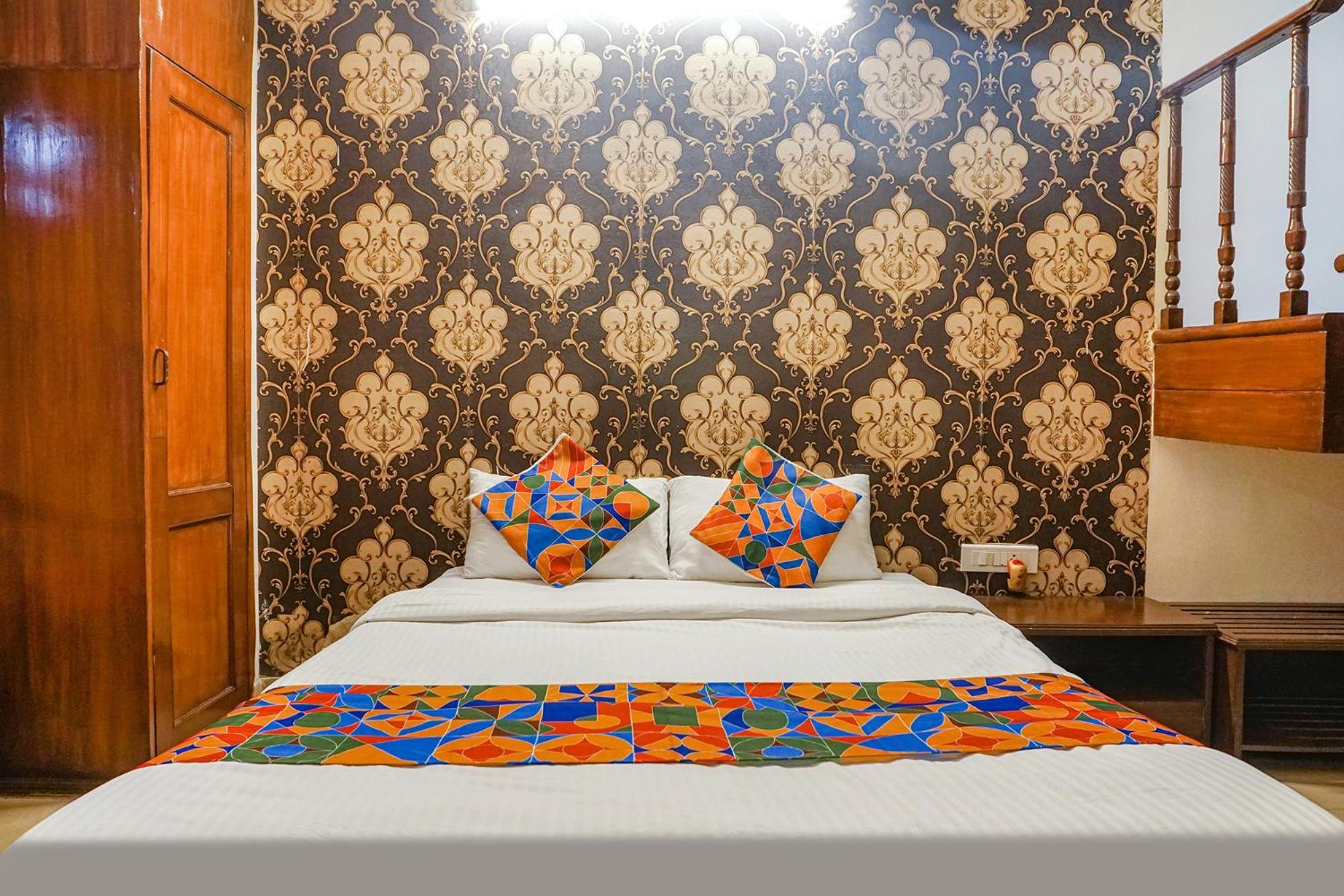 Fabhotel Prime Sukhsagar Resort ロナバラ エクステリア 写真