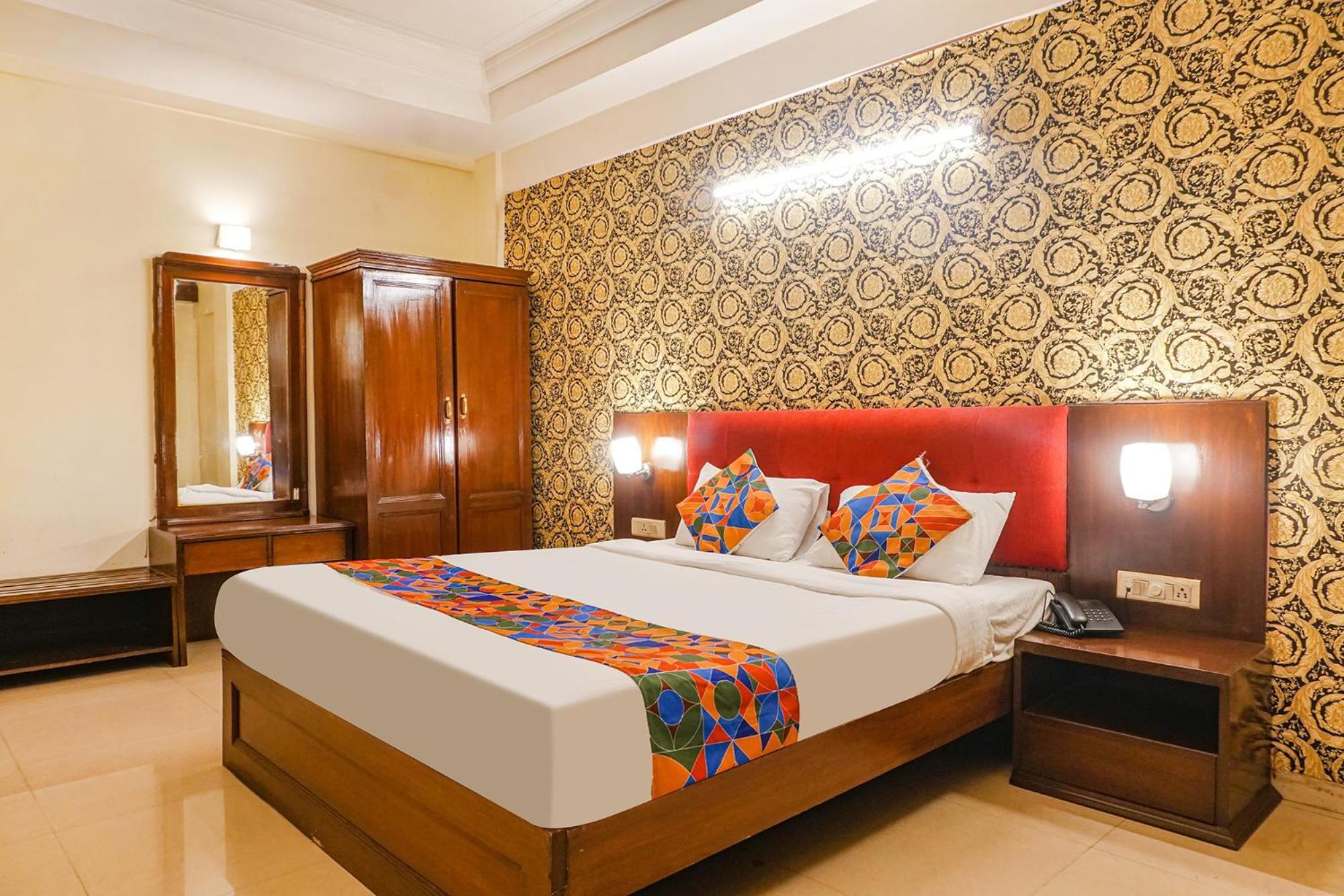 Fabhotel Prime Sukhsagar Resort ロナバラ エクステリア 写真