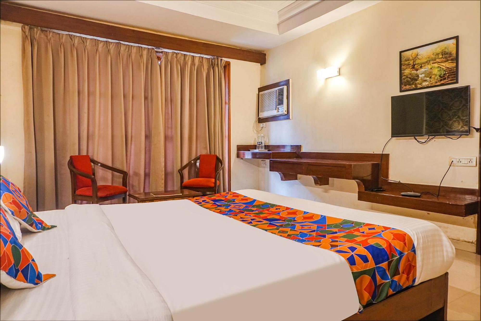 Fabhotel Prime Sukhsagar Resort ロナバラ エクステリア 写真