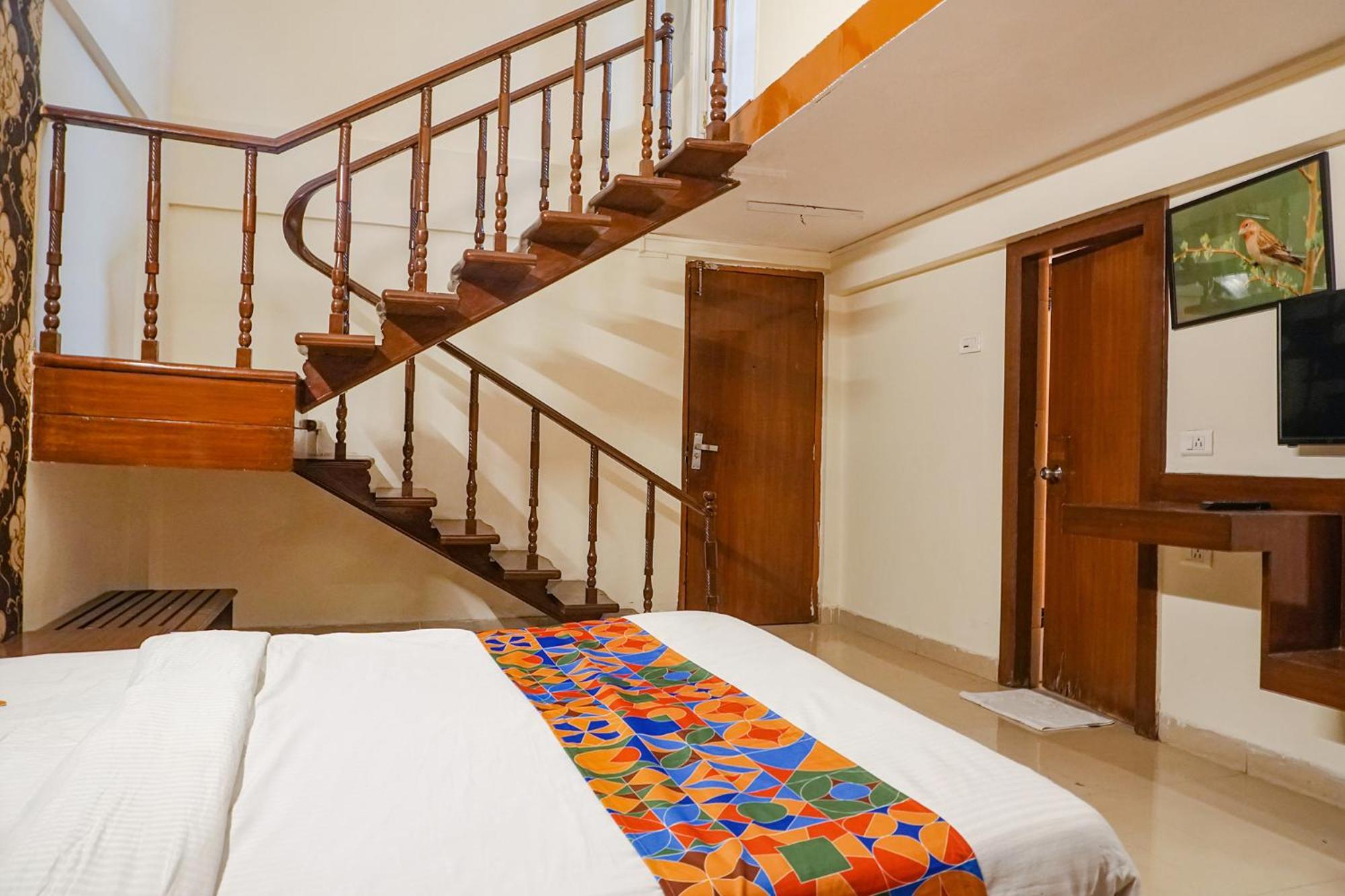 Fabhotel Prime Sukhsagar Resort ロナバラ エクステリア 写真