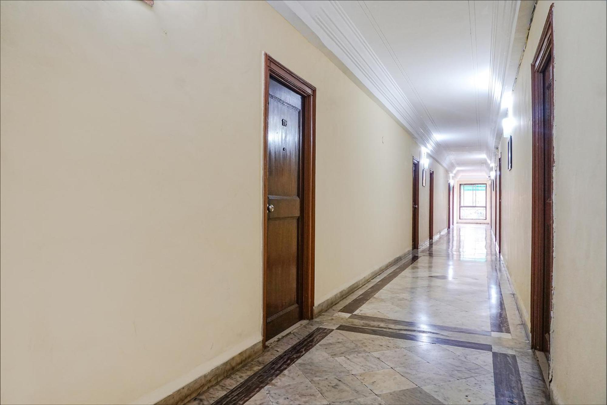 Fabhotel Prime Sukhsagar Resort ロナバラ エクステリア 写真